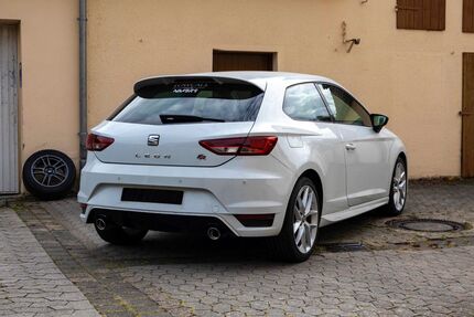 Seat Leon 174.510 km 7.690 &euro; Einbeck 37574