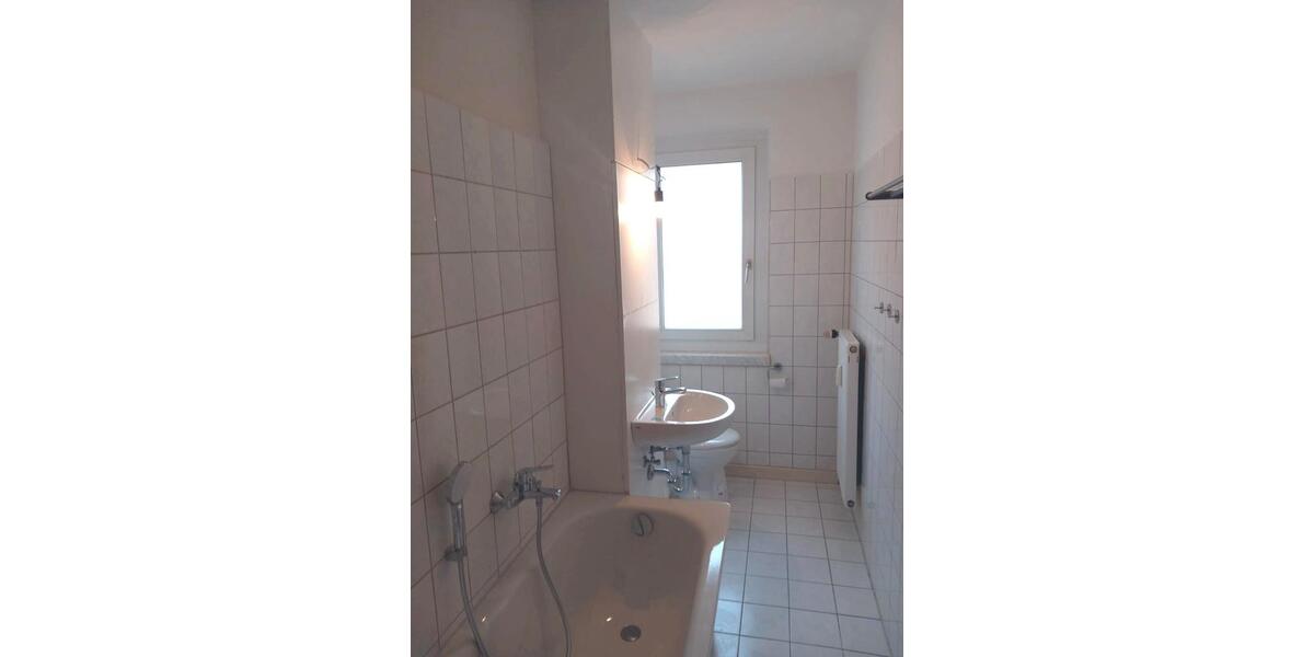 Etagenwohnung Bad Langensalza - 2 Zimmer, 48 m&sup2;, 57.000&euro; | Angebot:26234011