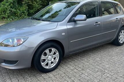 Mazda 3 87.831 km 3.950 &euro; Duisburg 47058