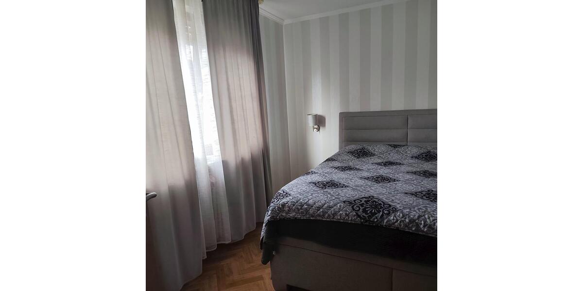 Einfamilienhaus Ihlow - 5 Zimmer, 160 m&sup2;, 1.350&euro; | Angebot:26184290