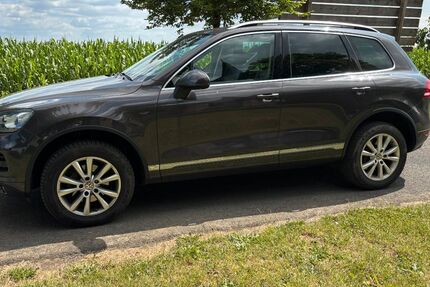 VW Touareg 240.000 km 11.600 &euro; Eckfeld 54531