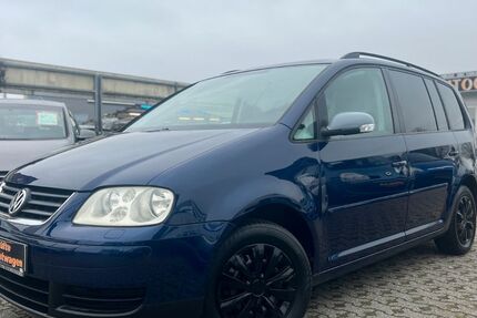 VW Touran 208.000 km 3.150 &euro; Mönchengladbach 41063