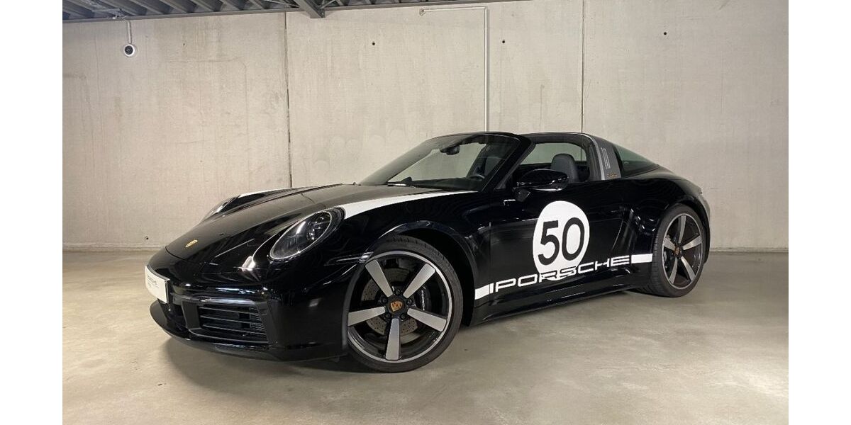 Porsche 992 4.900 km 257.900 &euro; Plattling 94447