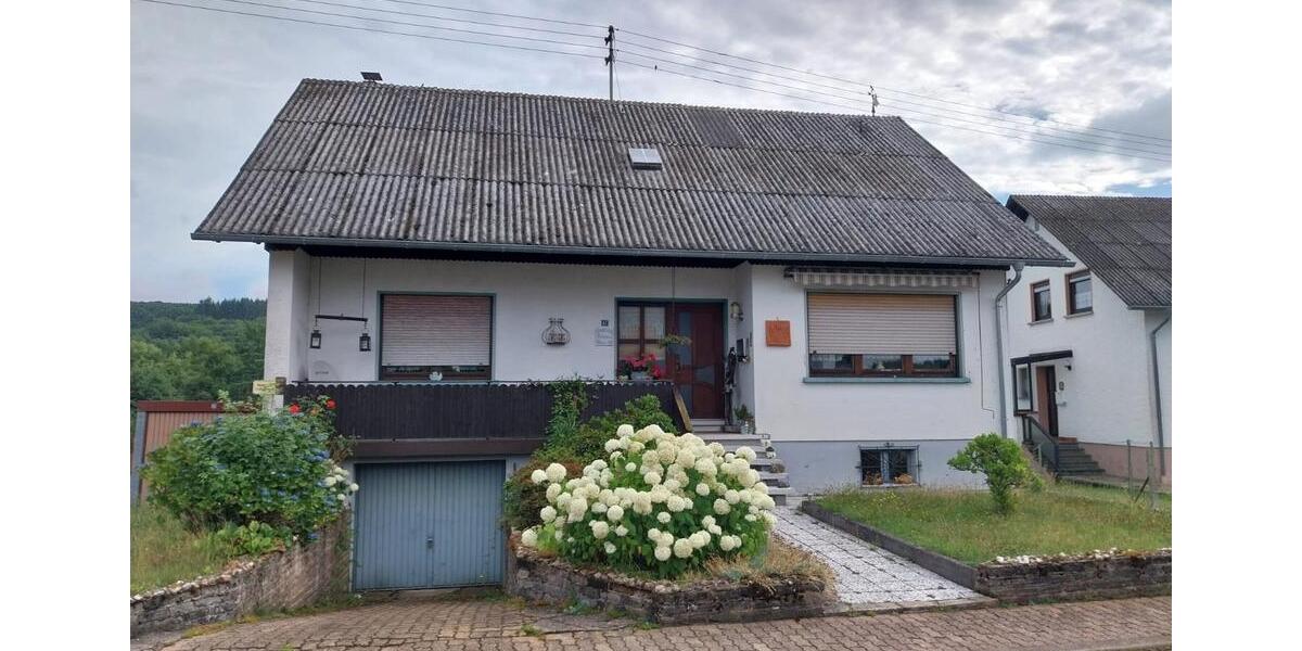 1-2 Familienhaus ( Bitte keine Makler) 4 zimmer