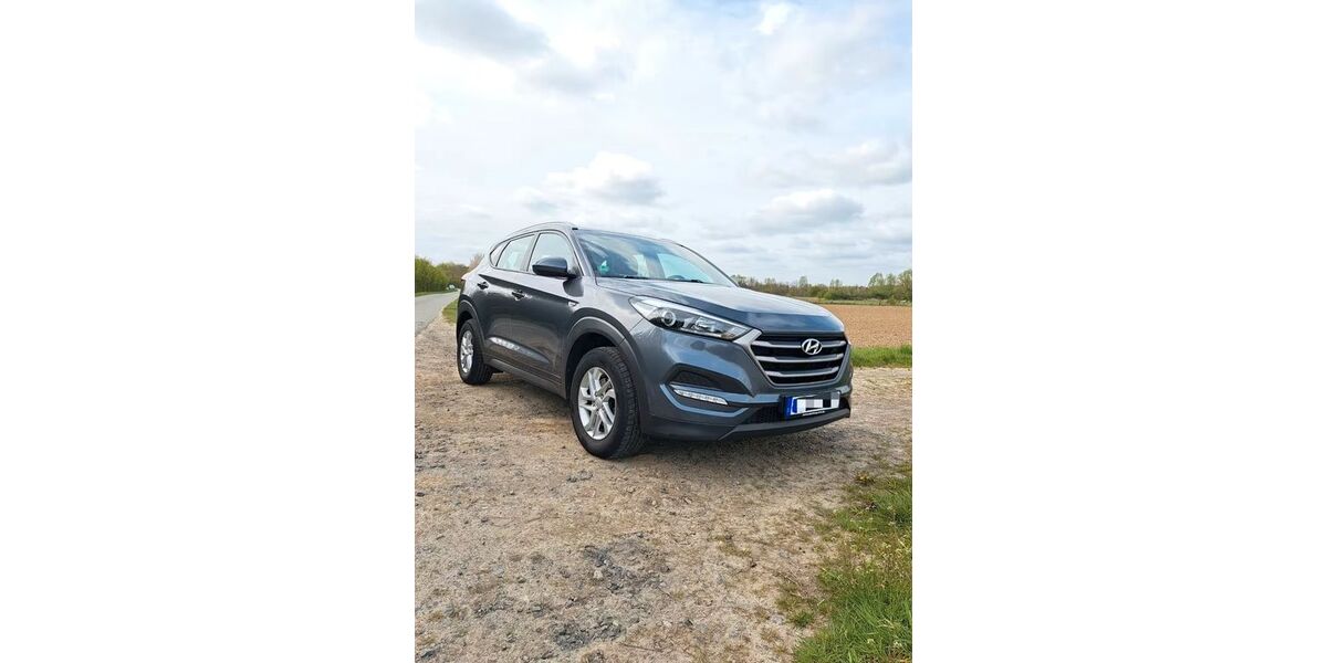 Hyundai TUCSON 110.000 km 13.490 &euro; Köln 51105