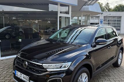 VW T-Roc 1.500 km 32.890 € Wilster 25554