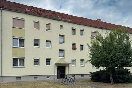 Wohnung Lohsa - 3 Zimmer, 68 m&sup2;, 375&euro; | Angebot:26257149