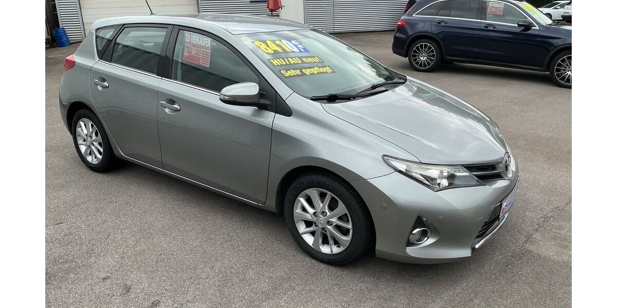 Toyota Auris 126.800 km 8.450 &euro; Dortmund 44267
