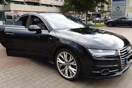 Audi A7 142.600 km 29.900 € Berlin 12059