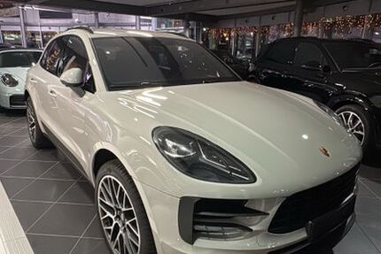 Porsche Macan 94.000 km 45.400 &euro; Oestrich 65375