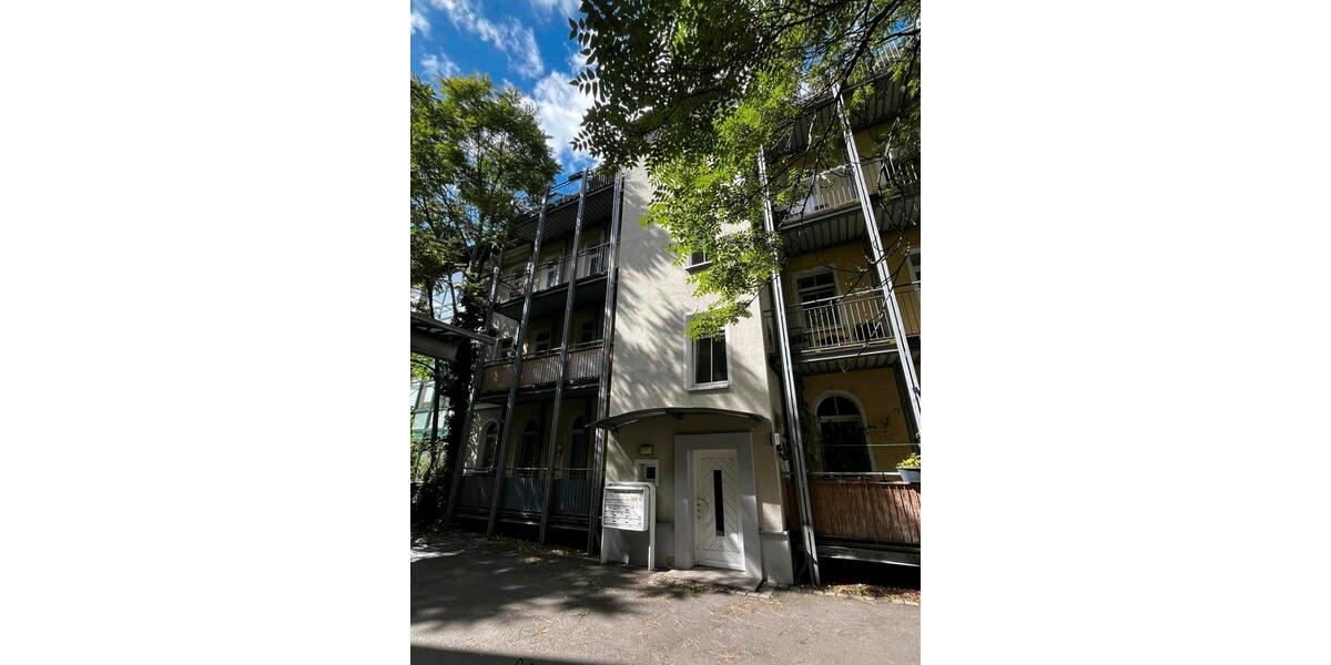 Dachgeschoßwohnung Leipzig Altwest - 2 Zimmer, 69 m&sup2;, 240.000&euro; | Angebot:27639646