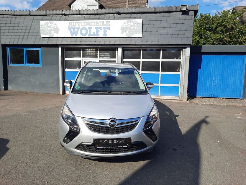 Opel Zafira 161.000 km 7.800 € Nümbrecht 51588