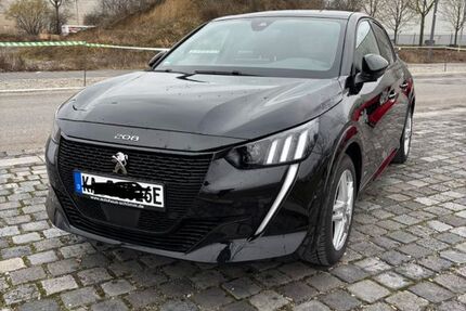 Peugeot 208 30.511 km 15.490 &euro; Karlsdorf 76689