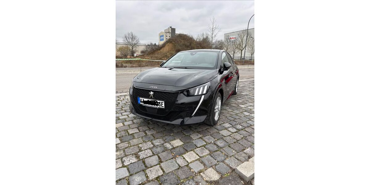 Peugeot 208 30.511 km 18.300 &euro; Karlsdorf 76689