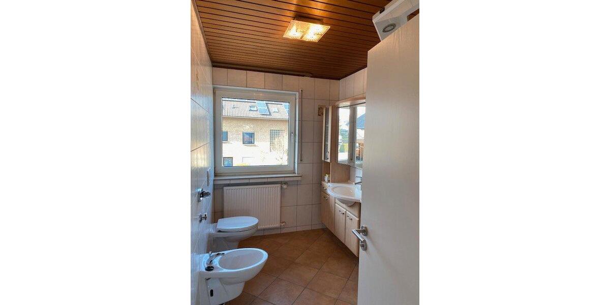 Etagenwohnung Brilon - 3 Zimmer, 86 m&sup2;, 560&euro; | Angebot:26277956