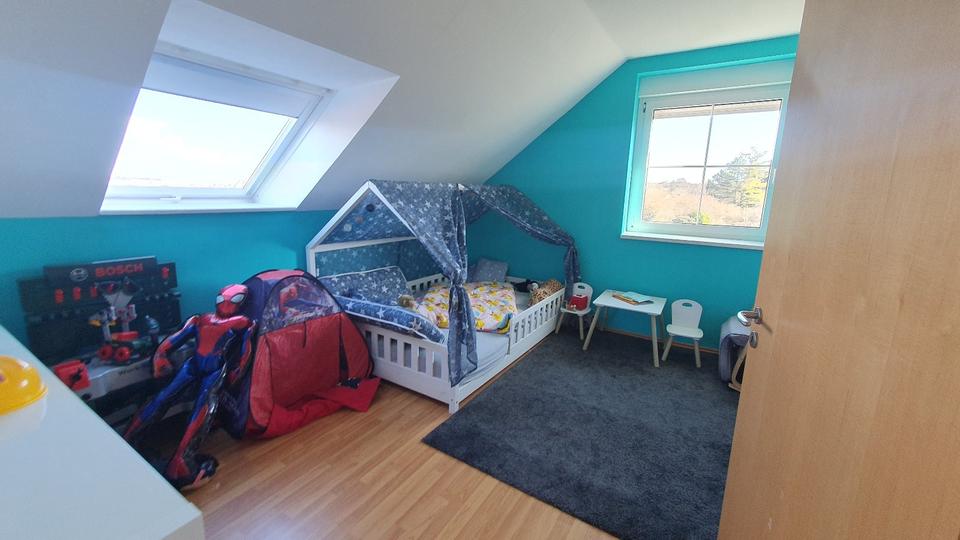 Einfamilienhaus Eisleben (Lutherstadt) - 7 Zimmer, 180 m&sup2;, 299.000&euro; | Angebot:25724107