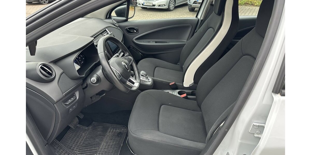 Renault ZOE Life R110 / SitzH / LenkradH / RückfahrK 50.300 km 14.890 &euro; Donauwörth 86609