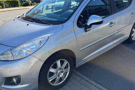 Peugeot 207 62.350 km 2.999 &euro; Lüdenscheid 58515