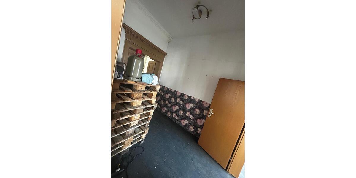 Hochparterre Crimmitschau - 2 Zimmer, 72 m&sup2;, 400&euro; | Angebot:26287903