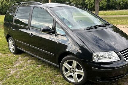 VW Sharan 303.000 km 2.990 &euro; Bingen 55411