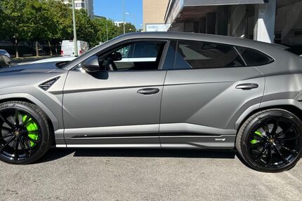 Lamborghini Urus 39.000 km 269.900 &euro; München 81541