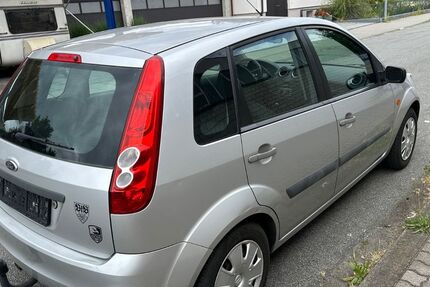 Ford Fiesta 170.000 km 2.600 &euro; speyer 67346