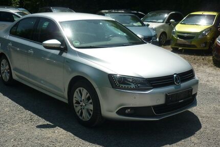 VW Jetta 72.200 km 11.900 &euro; Estenfeld bei Würzburg 97230