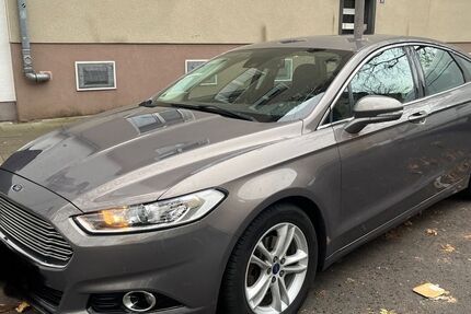 Ford Mondeo 111.000 km 12.900 € Köln 50827