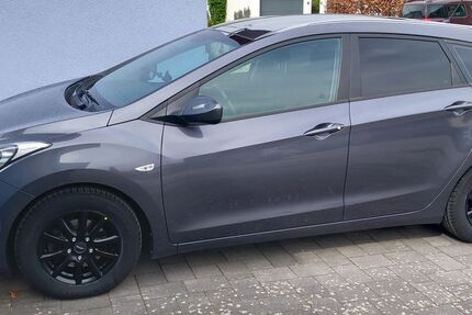 Hyundai i30 182.000 km 7.950 &euro; Osterspai 56340