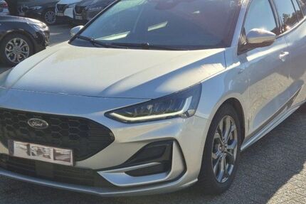 Ford Focus 71.291 km 17.990 &euro; Hainichen 09661