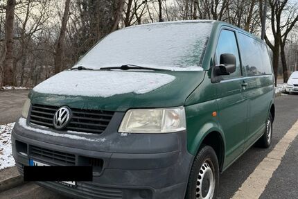 VW T5 Transporter 230.000 km 13.900 &euro; München 80538