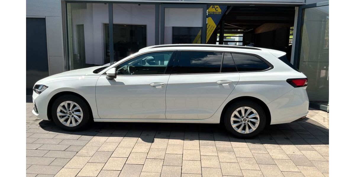 Skoda Superb 20.688 km 32.950 &euro; Schmallenberg-Niederberndorf 57392
