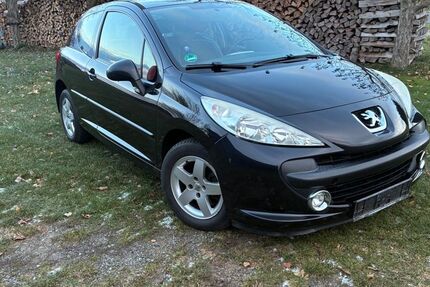 Peugeot 207 148.000 km 2.000 &euro; Bad Wildunge 34537