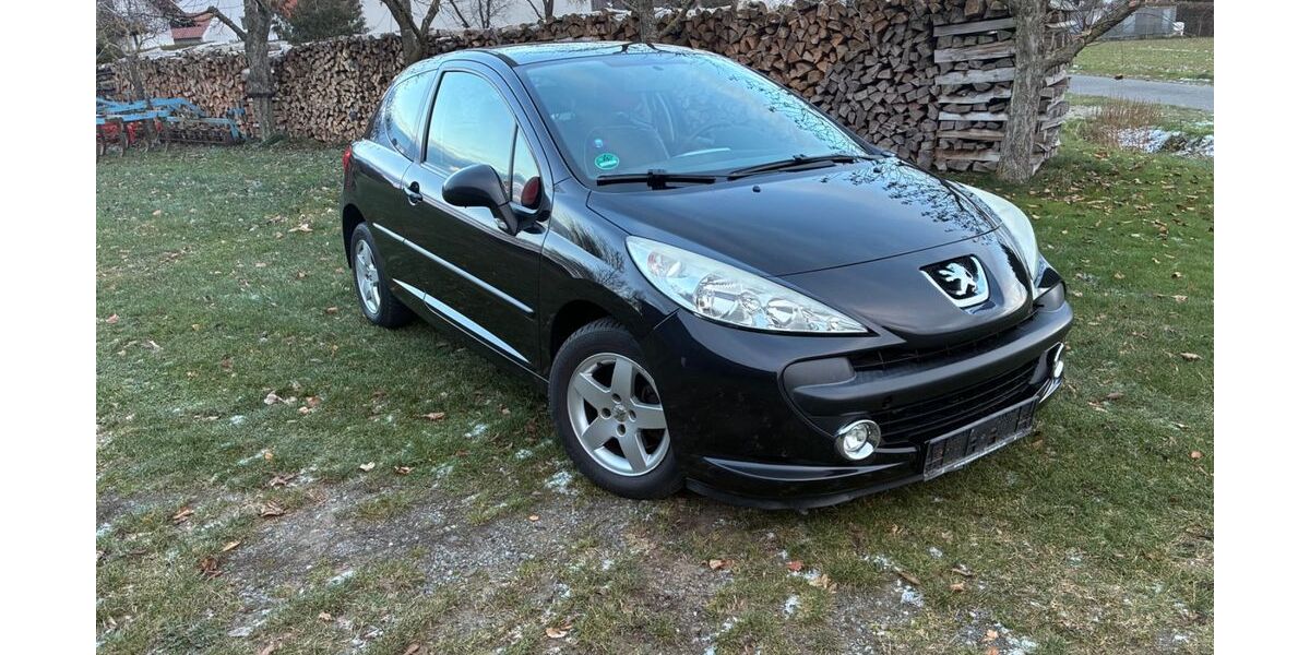 Peugeot 207 148.000 km 2.000 &euro; Bad Wildunge 34537