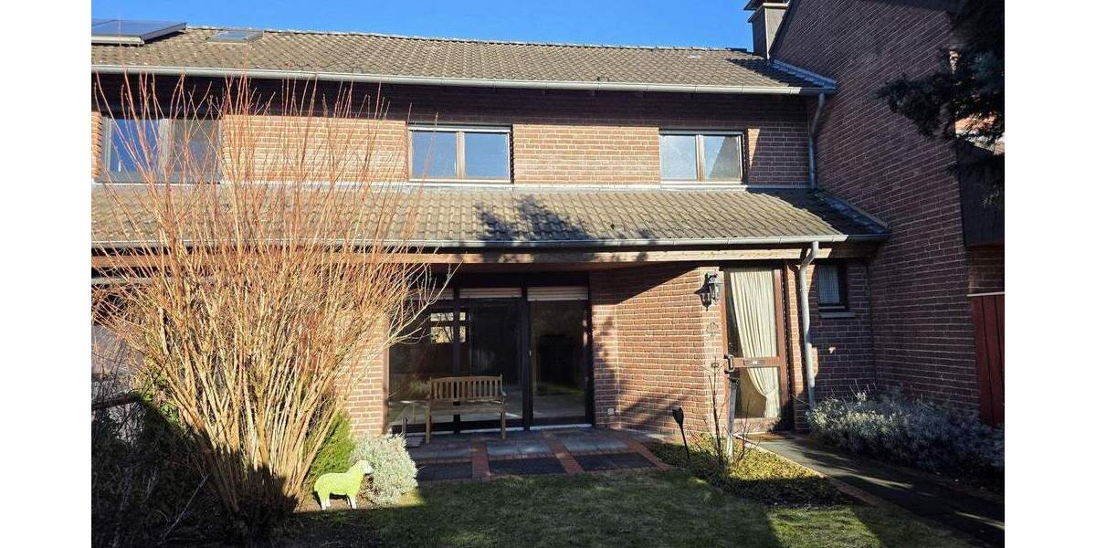 Reihenmittelhaus Paderborn Schloß Neuhaus - 4 Zimmer, 106 m&sup2;, 299.000&euro; | Angebot:25744189