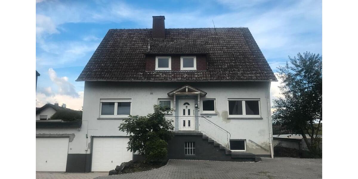 Einfamilienhaus Lahntal - 11 Zimmer, 235 m&sup2;, 280.000&euro; | Angebot:26856084