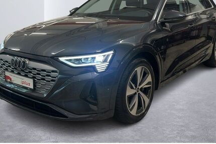 Audi Q8 e-tron 23.114 km 47.650 &euro; Hamburg 20537