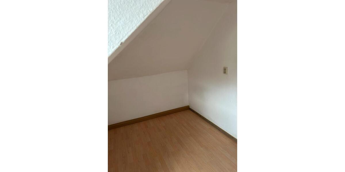Dachgeschoßwohnung Kahla - 2 Zimmer, 55 m&sup2;, 500&euro; | Angebot:24952102