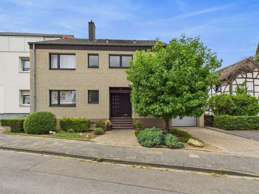 Haus zum Kaufen in Düren Lendersdorf 375.000 € 146 m² 5 zimmer