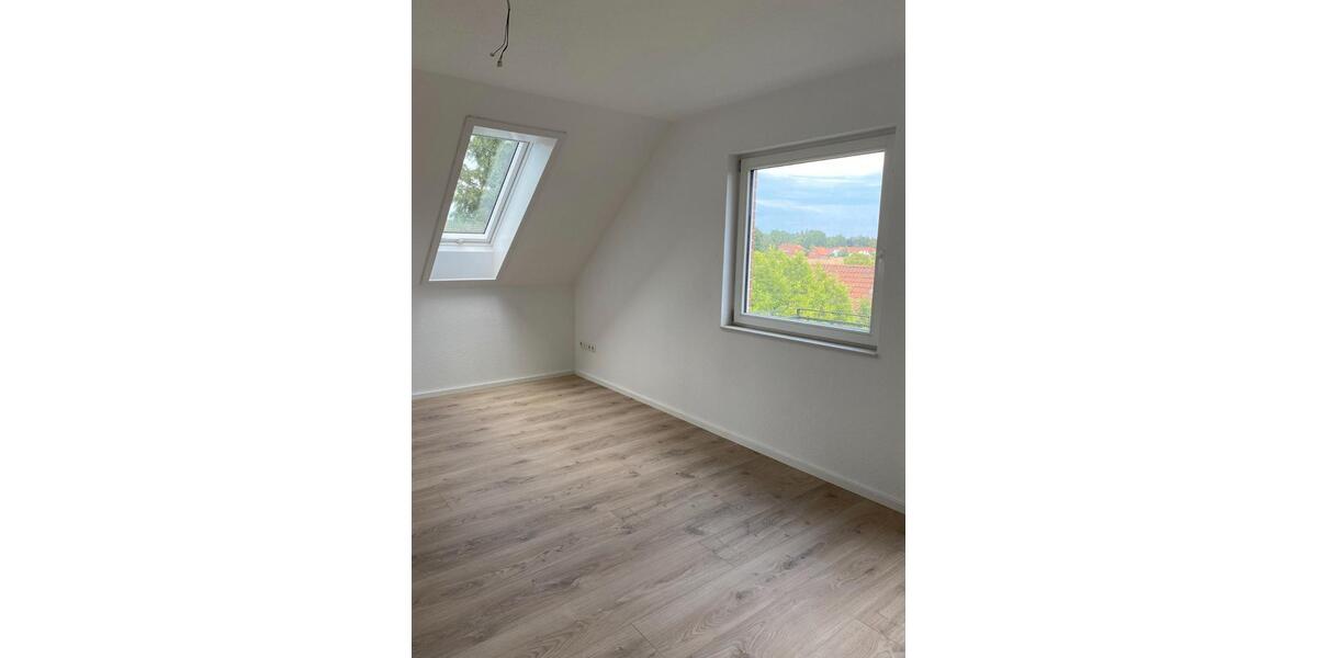 Einfamilienhaus Bergen - 5 Zimmer, 120 m&sup2;, 1.350&euro; | Angebot:26202206