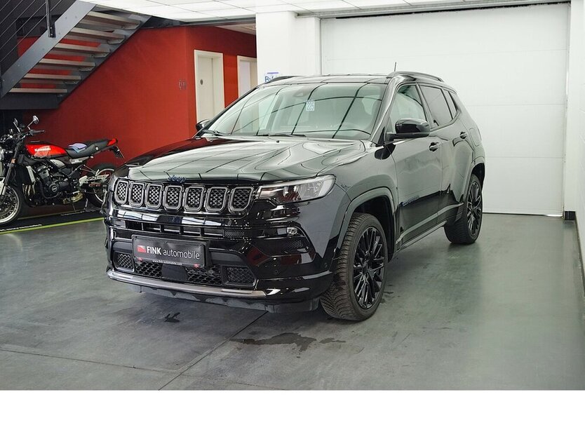 Compass °IIIII° S Plug-In Hybrid 4WD FULL LED