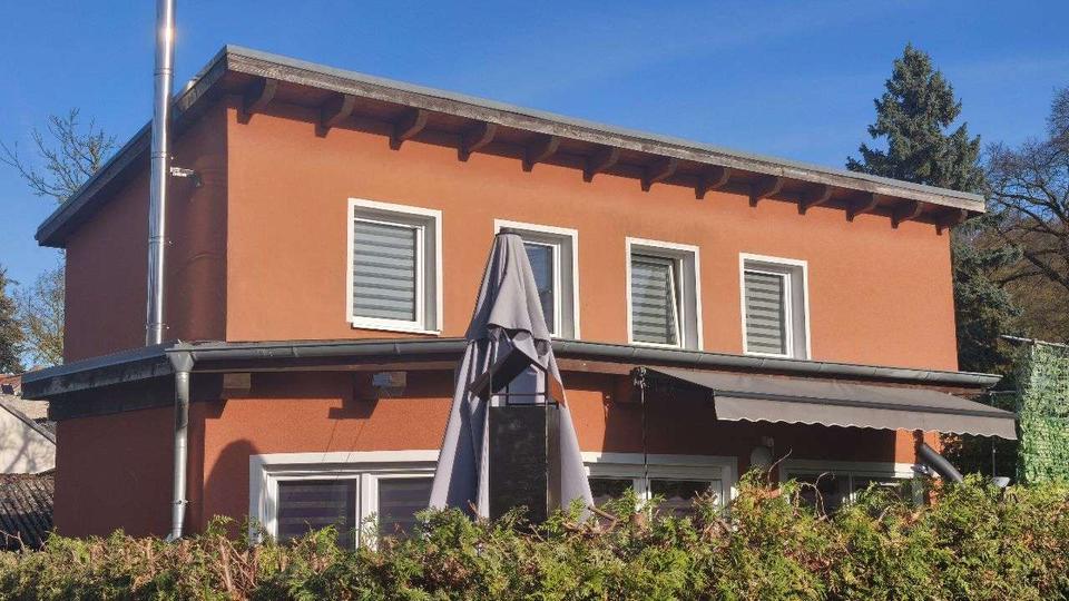 Modernisierte, individuelle Remise mit 3,5 Zi, FB-Heizung, Kaminofen u. Garten in ruhiger Ortslage! 3.5 zimmer