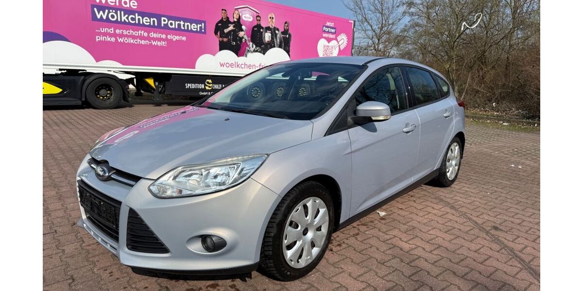 Ford Focus 128.000 km 5.990 &euro; Halle/S. 06132