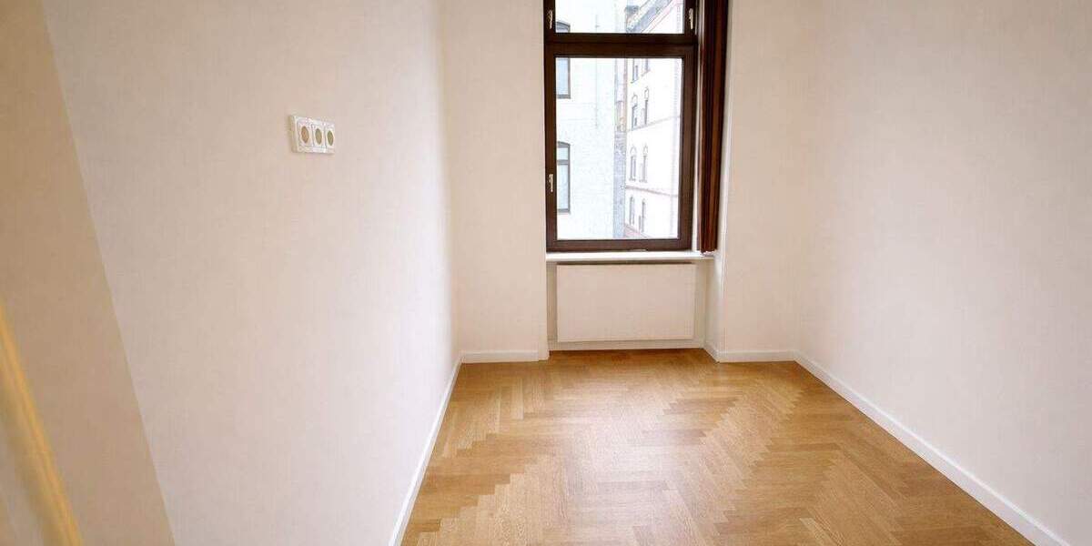 Etagenwohnung Wiesbaden - 5 Zimmer, 152 m&sup2;, 699.000&euro; | Angebot:24732319