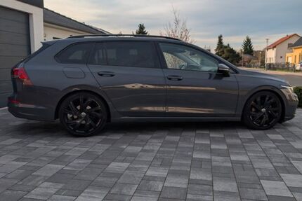 VW Golf 68.000 km 22.999 &euro; Muldestausee 06774