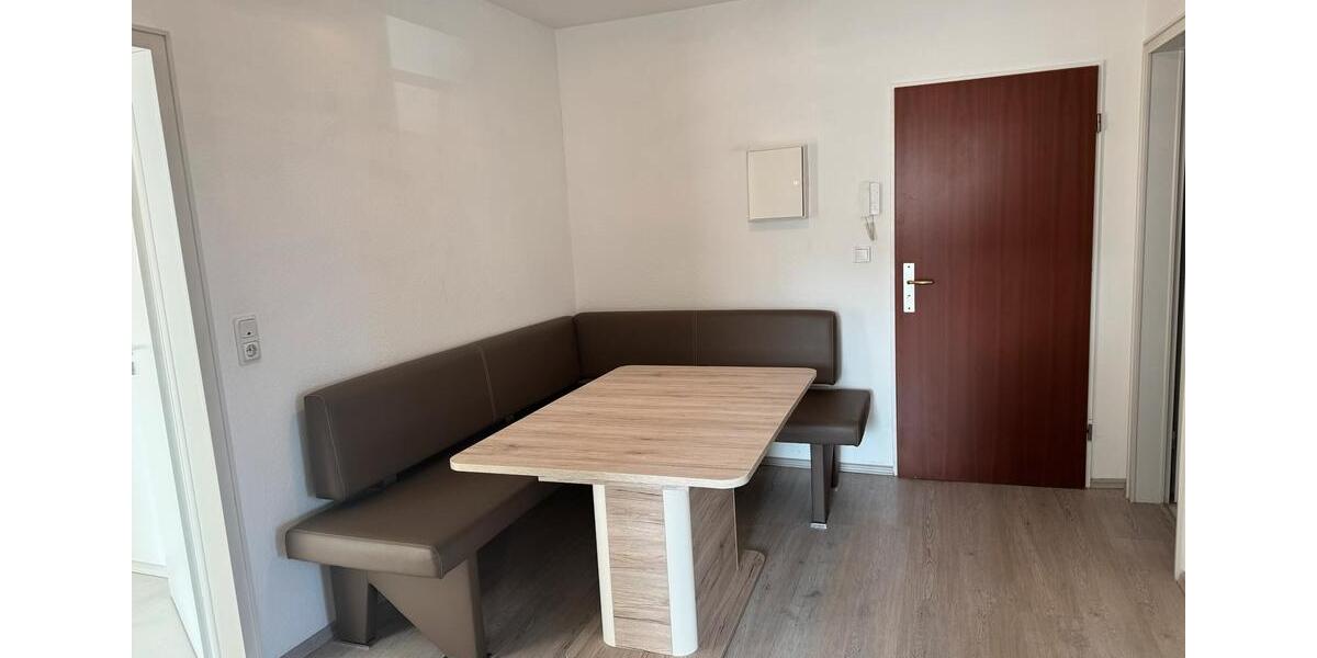 Etagenwohnung Bergisch Gladbach Frankenforst - 4 Zimmer, 104 m&sup2;, 1.579&euro; | Angebot:24785431