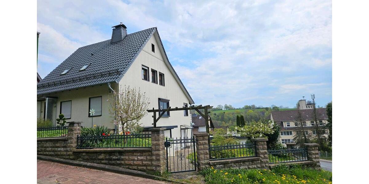 Einfamilienhaus Osterode am Harz - 10 Zimmer, 180 m&sup2;, 250.000&euro; | Angebot:26368896