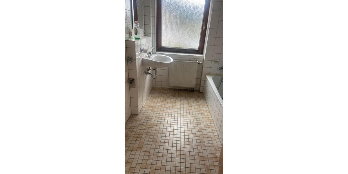 Etagenwohnung Schramberg - 4 Zimmer, 105 m&sup2;, 1.200&euro; | Angebot:26256472