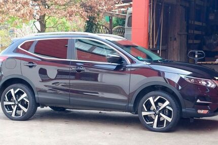 Nissan Qashqai 63.500 km 17.200 &euro; Moringen 37186