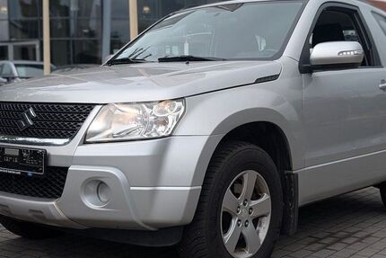 Suzuki Grand Vitara 98.200 km 9.990 &euro; Mainz 55128